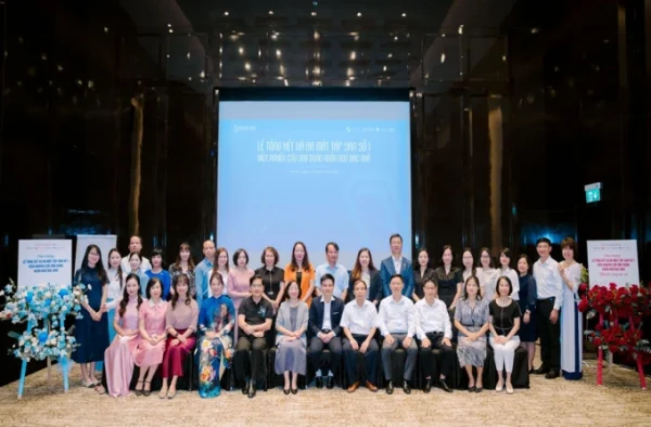 28 học giả tham gia sự kiện ra mắt tập san